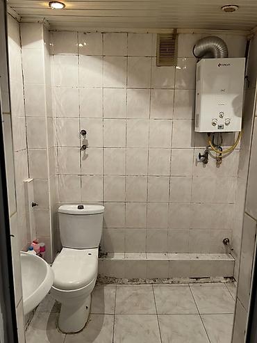Mənzillər: Gənclik metrosunun yaxınlığında 3 otaqlı ev icarəyə verilir.Hər bir — 2