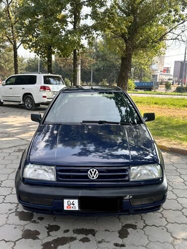 фолс вента: Volkswagen Vento: 1995 г., 1.8 л, Механика, Бензин, Седан