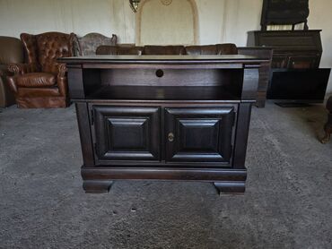 Komode: TV komoda od punog drveta, tamno bajcovana - Klasničan dizajn sa — 6