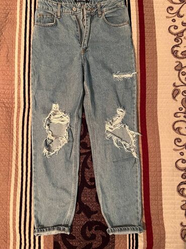джинсы h m: Прямые, США, Средняя талия, Рваные