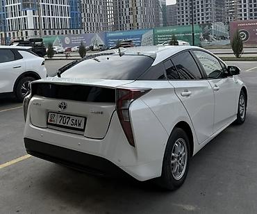 prius: Toyota Prius: 2018 г., 1.8 л, Автомат, Гибрид, Хэтчбэк — 4
