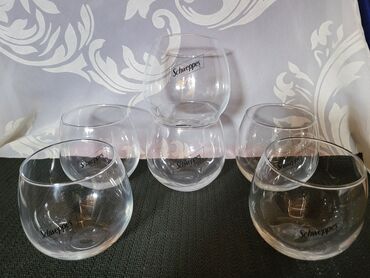 Čaše: Case nove za Schweppes. Nove case,sve na casama odsjaj od svetla na lalafo.rs — 6 Čaše: Case nove za Schweppes. Nove case,sve na casama odsjaj od svetla — 6