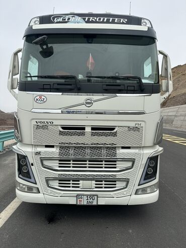 Тягачи: Тягач, Volvo, 2015 г., Бортовой
