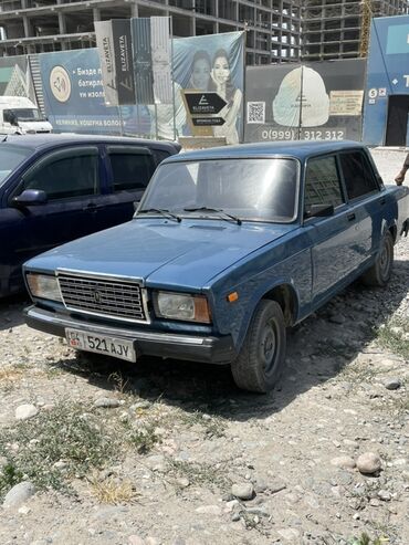 купить машину шевроле: Автомобиль ВАЗ-2107 синего цвета, оснащенный квадратными фарами и