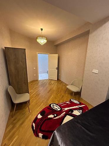 icare qaraj: İcarəyə verilir 3 otaqlı yeni tikili 104 m², 28 May m. Kateqoriya — 6