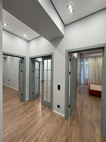 Продажа квартир: 2 комнаты, 77 м², Элитка, 4 этаж, Дизайнерский ремонт — 11