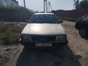 без матор: Audi 100: 1.8 л, Бензин