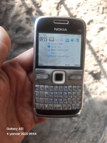 telefon 40 manat: Nokia E72, < 2 GB Memory Capacity, rəng - Boz, Düyməli