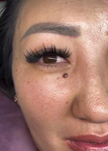 Ресницы: Услуга по наращиванию ресниц для создания более объемного и — 8