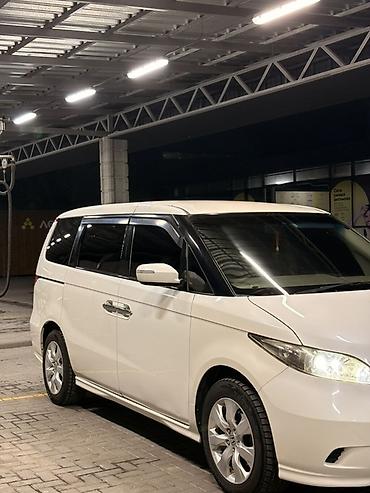 купить машину в киргизии: Honda Elysion: 2005 г., 3 л, Минивэн — 4