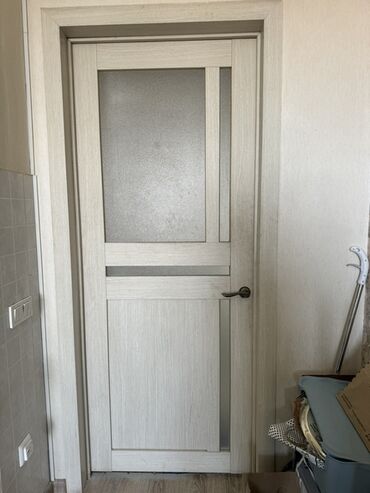 стеклянные баночки с крышкой: Ички эшик айнек менен, 2000 * x 908070 см, Колдонулган