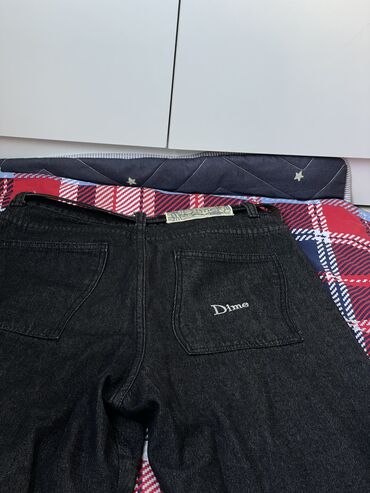 джинсы модные: Джинсы S (EU 36), цвет - Черный