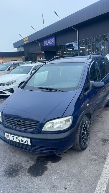 Opel: Opel Zafira: 2001 г., 1.6 л, Механика, Бензин, Минивэн