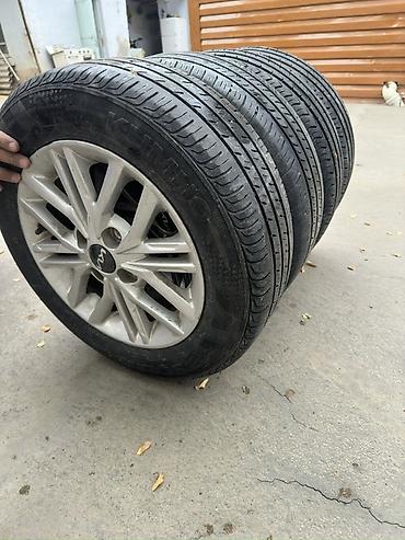ключ на киа: Комплект из 4 колес Kia: легкосплавные диски с шинами Kumho Solus. - — 3