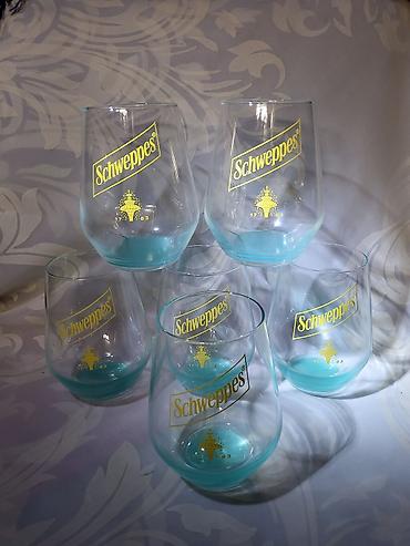 Čaše: Case nove Schweppes. Nove case,sve na njima odsjaj 9d svetla. Komada na lalafo.rs — 4 Čaše: Case nove Schweppes. Nove case,sve na njima odsjaj 9d svetla. Komada — 4