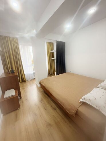 Посуточная аренда квартир: 3 комнаты, Душевая кабина, Постельное белье, Кондиционер — 9