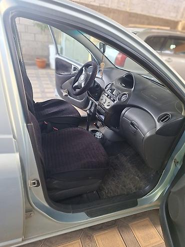 адисей машина: Toyota Yaris: 2005 г., 1 л, Автомат, Бензин, Седан — 6