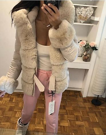 dsquared2 papuce: Ženska zimska jakna sa krznenim detaljima - Model: puf jakna u — 7