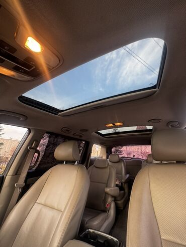 Kia: Kia Carnival: 2017 г., 2.2 л, Автомат, Дизель, Минивэн — 4