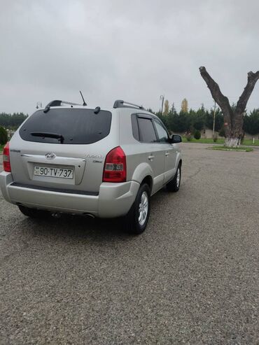 Hyundai: Hyundai Tucson: 2 l | 2007 il Ofrouder/SUV — 5