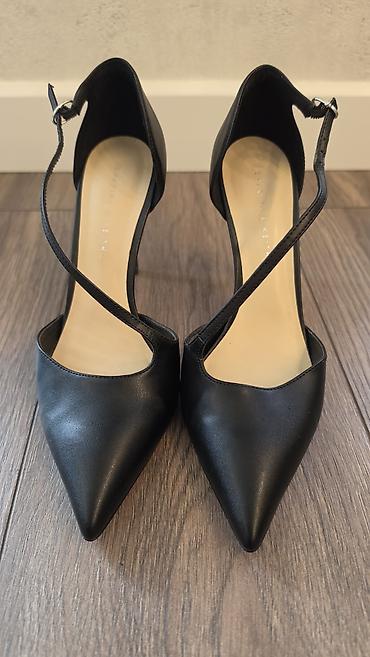 tufliler 2022: Tuflilər, Charles&Keith, Ölçü: 38, rəng - Qara, İşlənmiş — 3