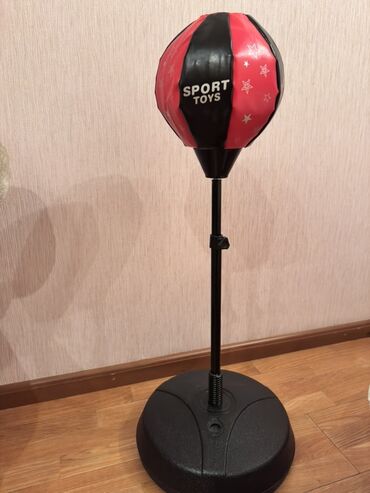 Боксерские груши: Детская боксерская груша Sport Toys на регулируемой стойке. Груша