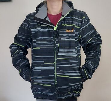 мужские куртки бишкек инстаграм: Эркектердин курткасы, 4XL (EU 48), Jack Wolfskin, Колдонулган, Өзү алып кетүү