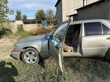 матор кайык: Mercedes-Benz W124: 1991 г., 2.3 л, Механика, Бензин, Седан