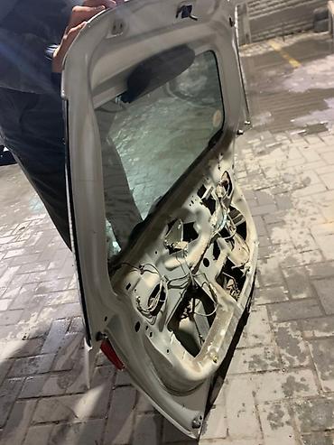 Крышки багажника и комплектующие: Крышка багажника Mazda — 2