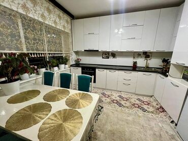 снять дом на озере иссык куль: 2 бөлмө, 68 кв. м, Элитка, 5 кабат, Евроремонт