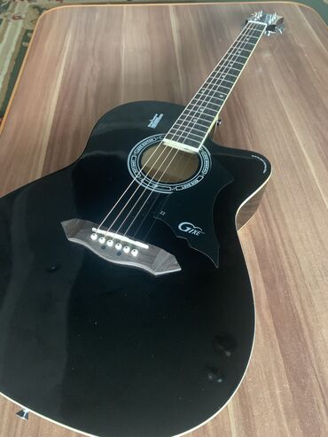 Продаю гитару Gixe396C, в отличном состоянии, недавно менял все струны