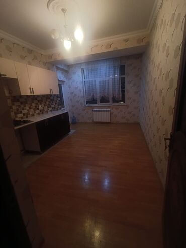 Uzunmüddətli kirayə mənzillər: Kirayə verilir. Xirdalanda Misir parkında Mcdonald'snan üzbəüz binada — 5