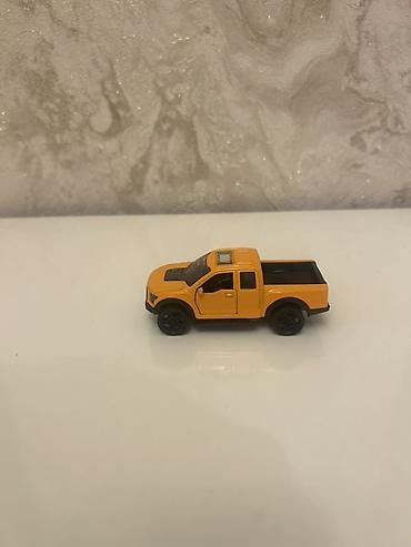 Avtomobil satışı: Sarı rəngli mini pikap oyuncağı - Material: metal və plastik qarışığı — 3