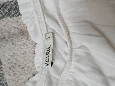 Köynək və bluzalar: Herbiri 1 AZN — 6