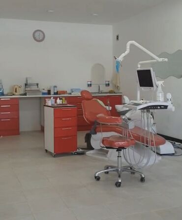 qaş stolu: Stomatoloji kabinet avadanlıqları və mebel dəsti Tərkib: -