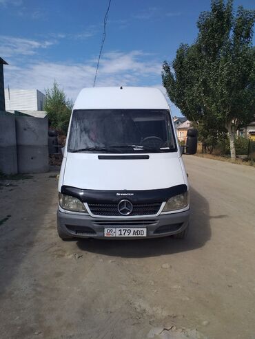 mercedesbenz sprinter гурзавой: Легкий грузовик, Б/у