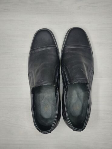 обувь на платформе: Туфли натуральная кожа кожа туфли туфли кожаные 42-43 размер удобно