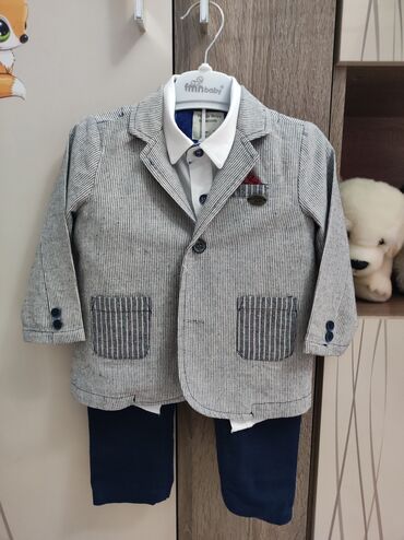 твидовый пиджак: Комплект, цвет - Серый, Б/у