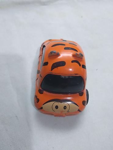 Autići: Autici plasticni,cena za kom — 8