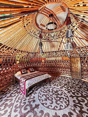 Посуточная аренда квартир: Современные, уютные, теплые юрты 😍
Писать на вотсап — 3