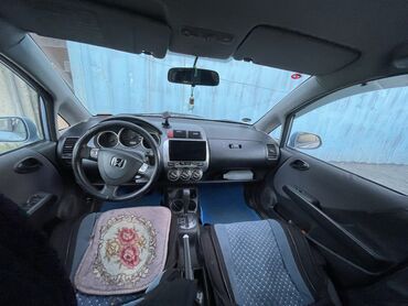 продажа 1 комнатная: Honda Jazz: 2008 г., 1.4 л, Автомат, Бензин