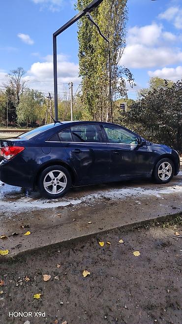 turbo az qoşqular: Chevrolet Cruze LT sedan - Kuzov: 4 qapılı sedan, tünd rəng - — 3