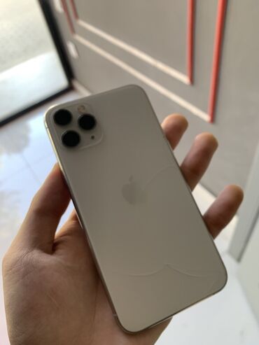Apple iPhone: IPhone 11 Pro