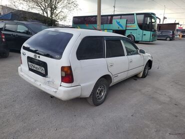 автомобил тойота: Toyota Corolla: 2001 г., 1.6 л, Автомат, Бензин, Универсал