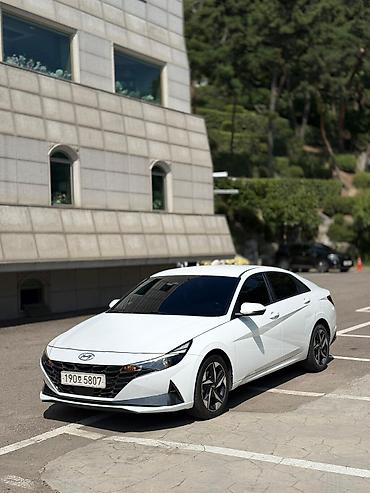 Hyundai Avante: 2022 г., 1.6 л, Автомат, Гибрид, Седан