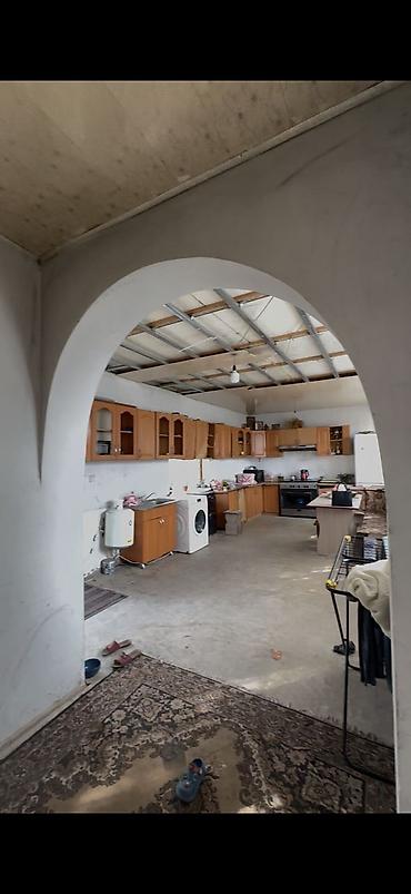 Продажа времянок: Продаётся 3х комнатный дом с хозяйственными постройками и двором в с — 4