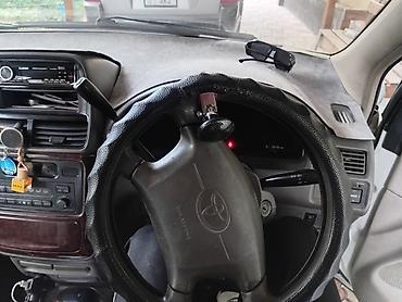 castrol on ev d2: Toyota Ipsum: 2000 г., Бензин, Минивэн — 6