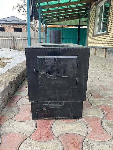 Буржуйки: Продаю отопительную печку Все работает Без ржавчин Имеет аварийный — 1