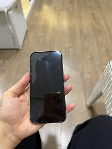 prodat iphone: IPhone 15 Pro, 256 GB, Natural Titanium, Barmaq izi, Face ID — 4