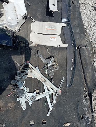 Другие детали кузова: Тойота Ипсум год 2003 — 24